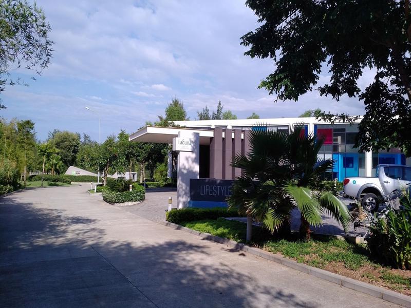 Laguna Park Townhouses Lang Co Bagian luar foto